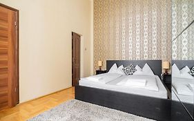 Andrássy Chic Apartment